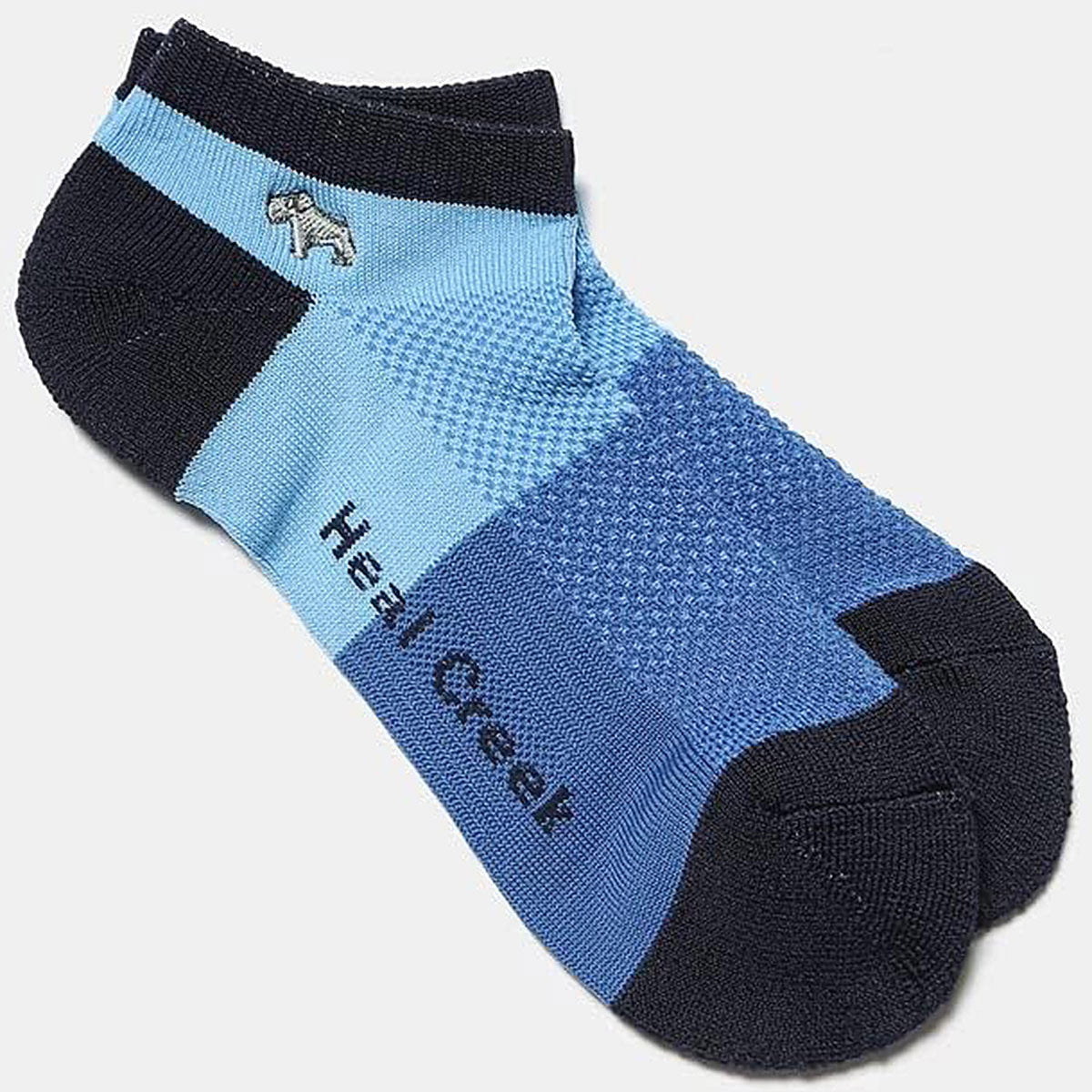 Sporty sneaker socks for women golf socks