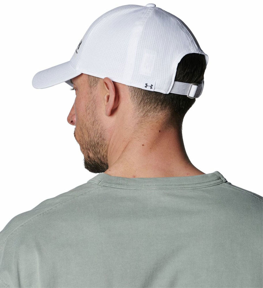 UAアイソチル アーマーベント アジャスタブル キャップ