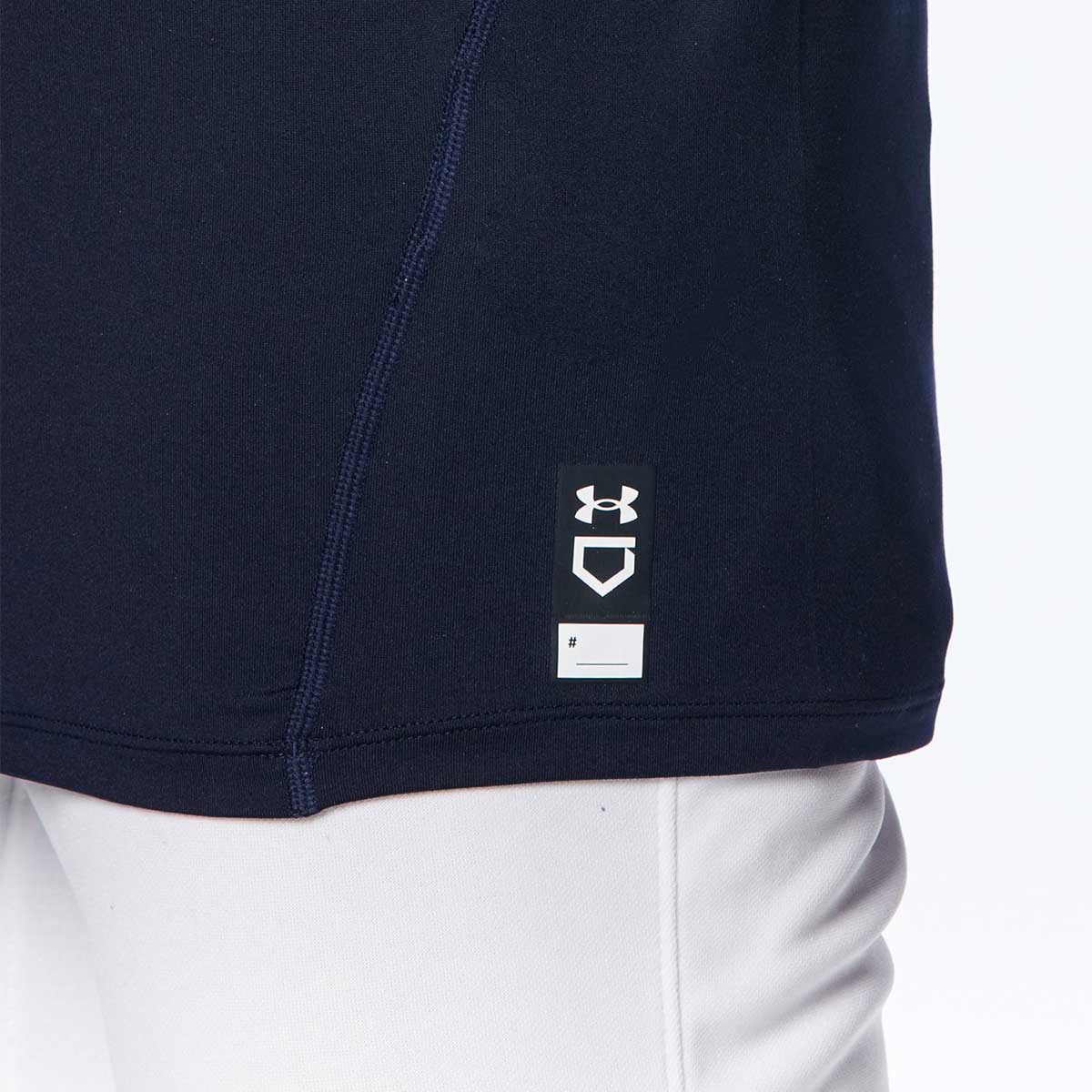 UA ヒ ートギア コンフォート フィッティド ロングスリーブ クルーネック シャツ