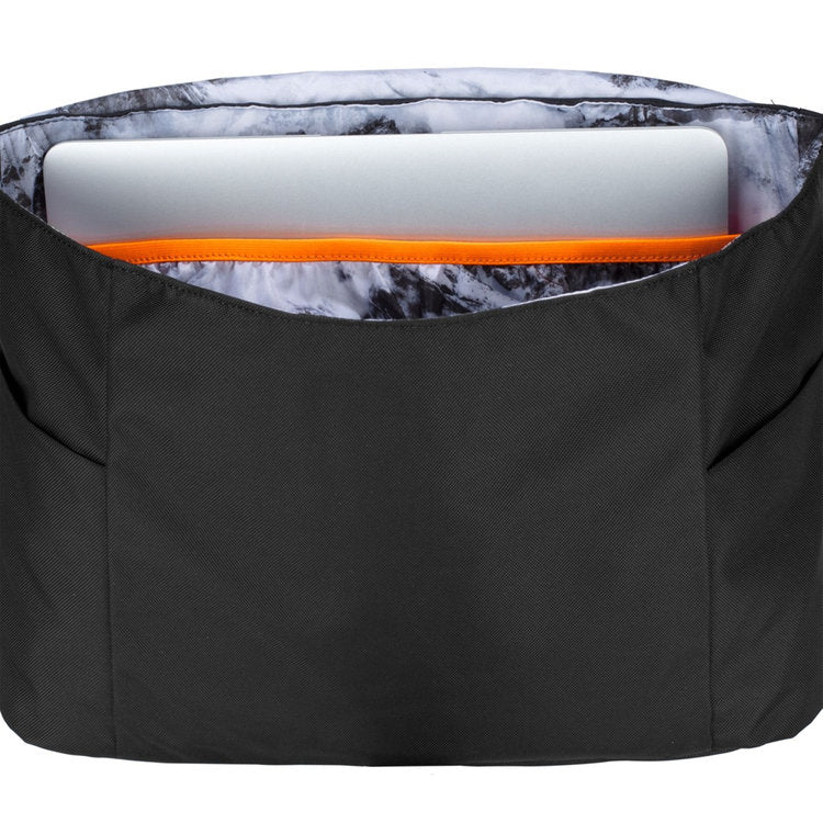 Xeron Messenger メッセンジャー バッグ ショルダー カラビナ