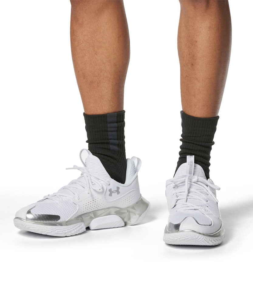 UAフロー フューチャーX 3 VVS メンズ バスケットボールシューズ