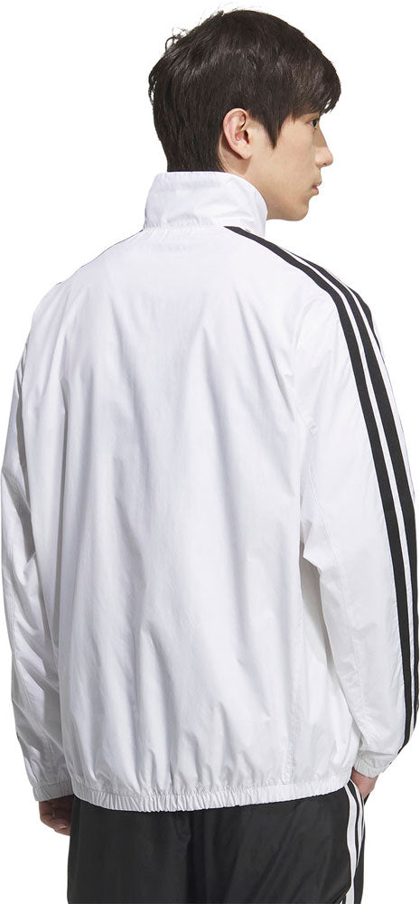 マストハブ スリーストライプス 起毛トリコット素材の裏地 ウインドジャケット