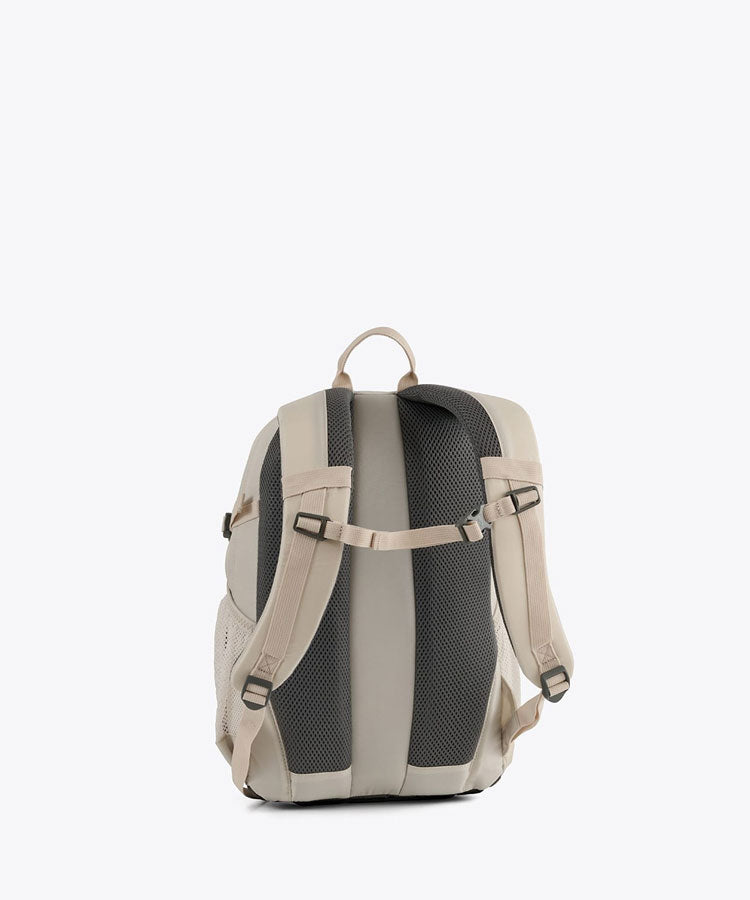 キャッスルロック15L バックパックII リュック ハイキング トレッキング 旅行 登山