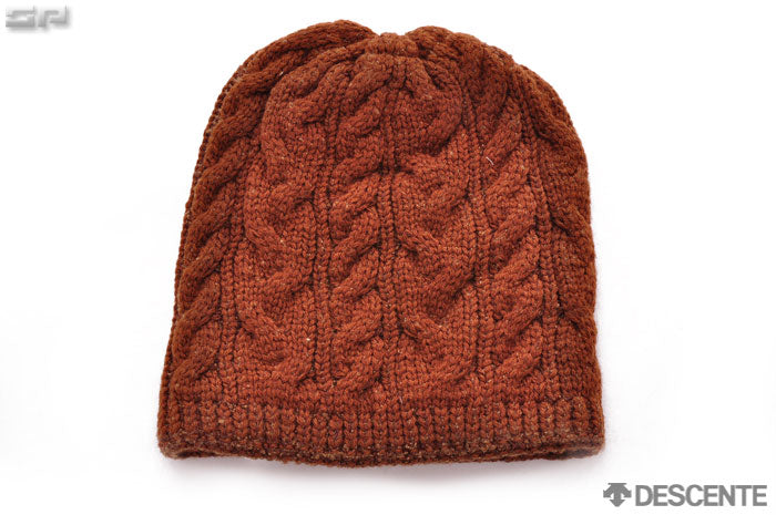 Women's knit caps for adults