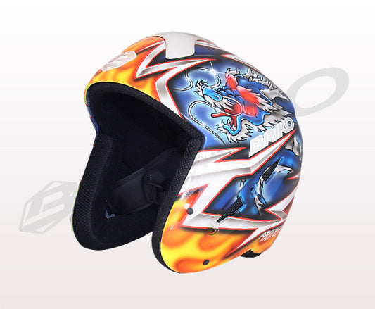 グラフィックデザイン・ペイントはアズメリープレゼンツ、デザインのメインテーマは龍 RYU