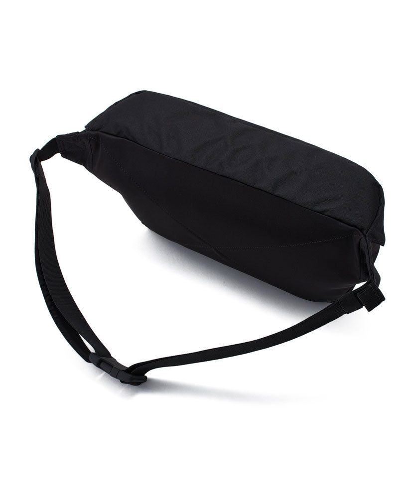UA LARGE BODY BAG UAラージ ボディバッグ ウエストバッグ
