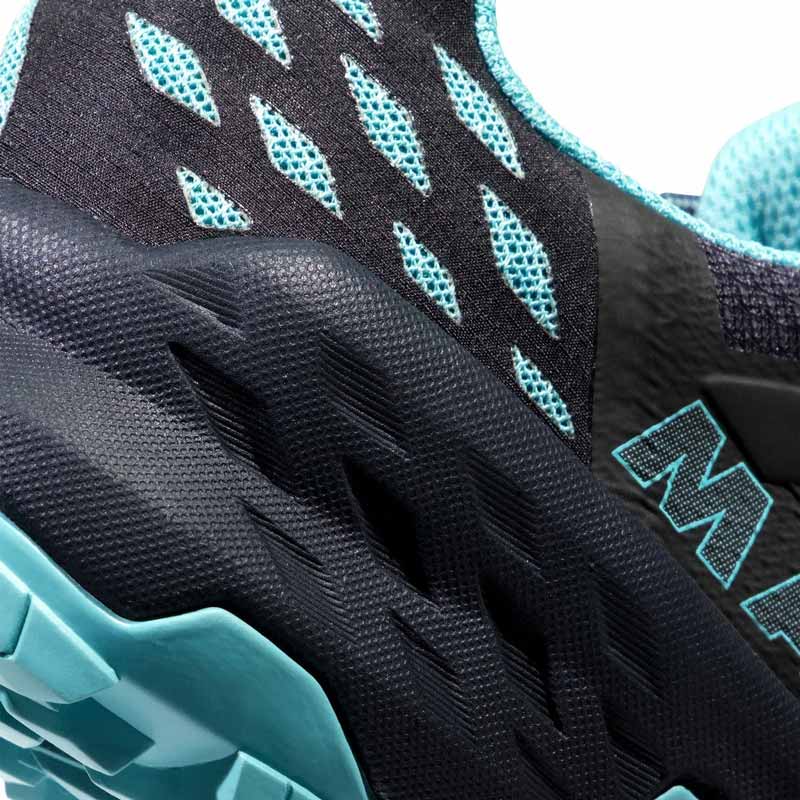 サーティグ 2 ロー ゴアテックス ウィメン  アウトドア ハイキング タウンユース 軽量