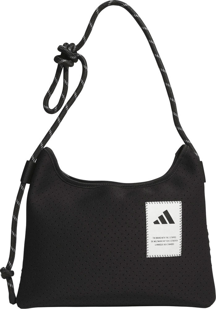 マストハブ サコッシュ シーズナル