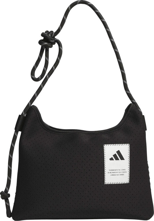 マストハブ サコッシュ シーズナル