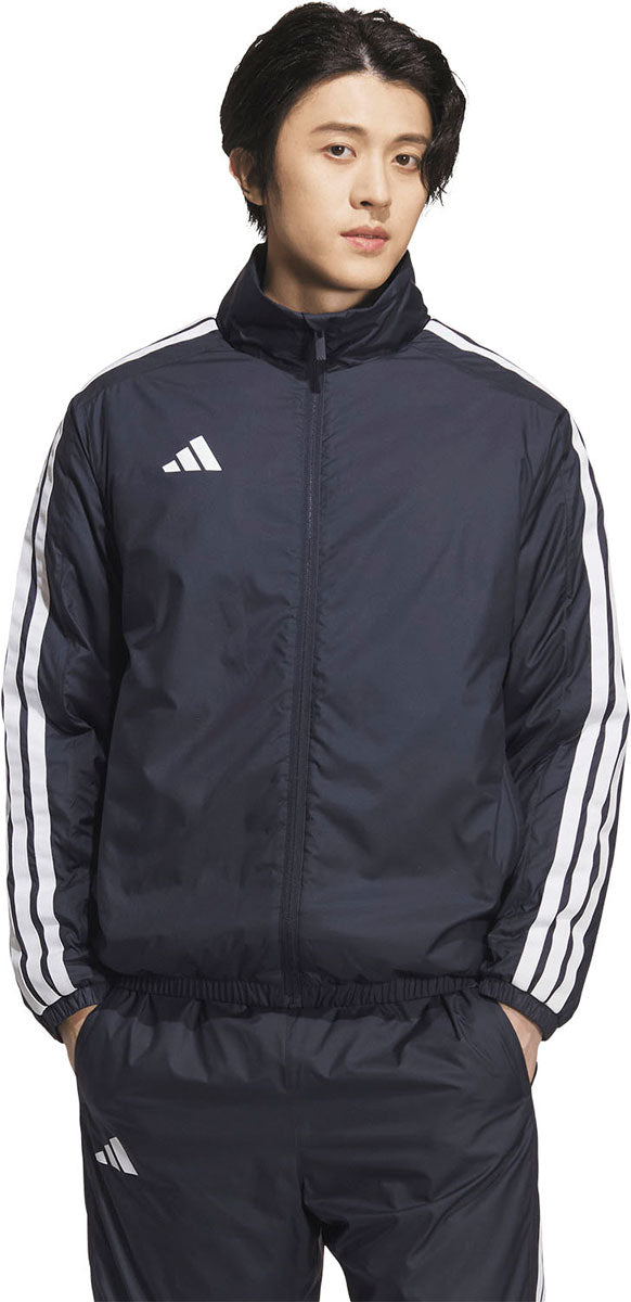 スリーストライプス ルーズフィット 中わた入りウインドジャケット ユニセックス