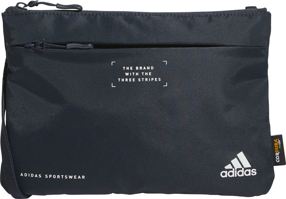 マストハブ サコッシュ