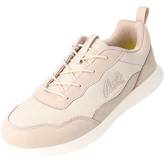 Lightweight mesh slip-ons