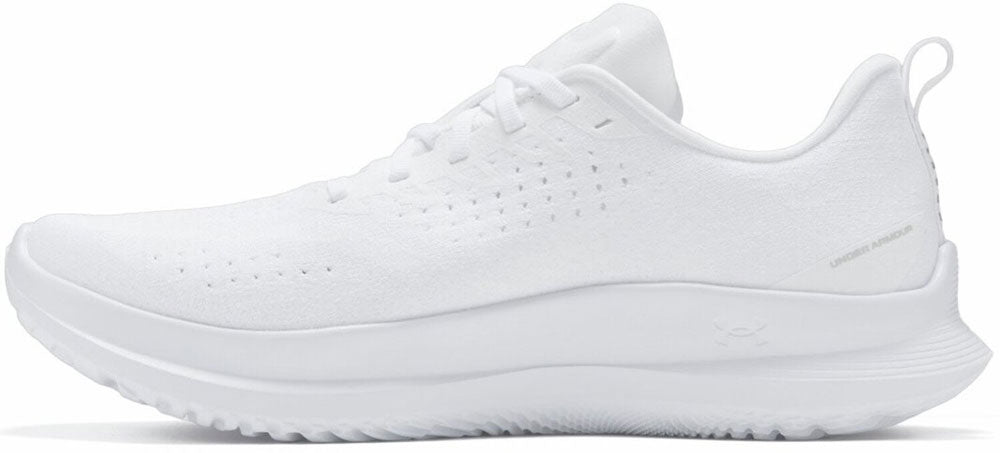 メンズ UAベロシティ4 ランニングシューズ