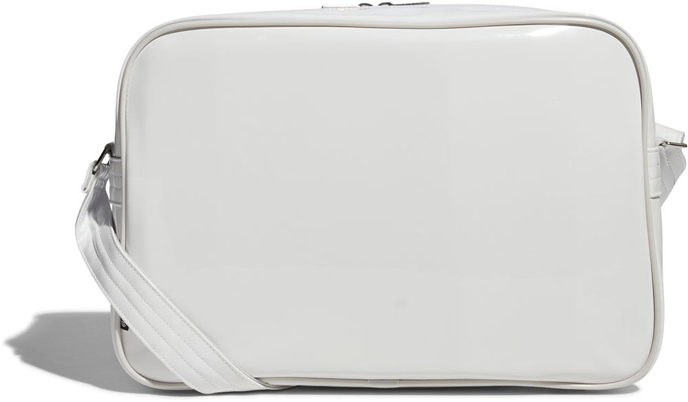 エナメルバッグ　スポーツバッグ　メンズ　レディース