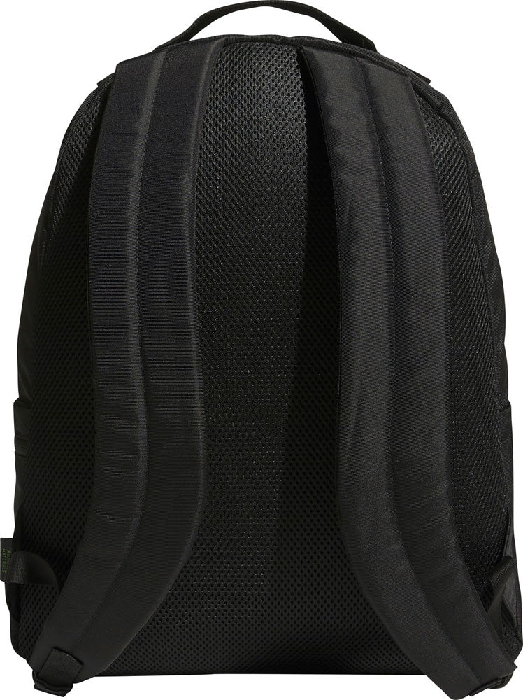 マストハブ バックパック