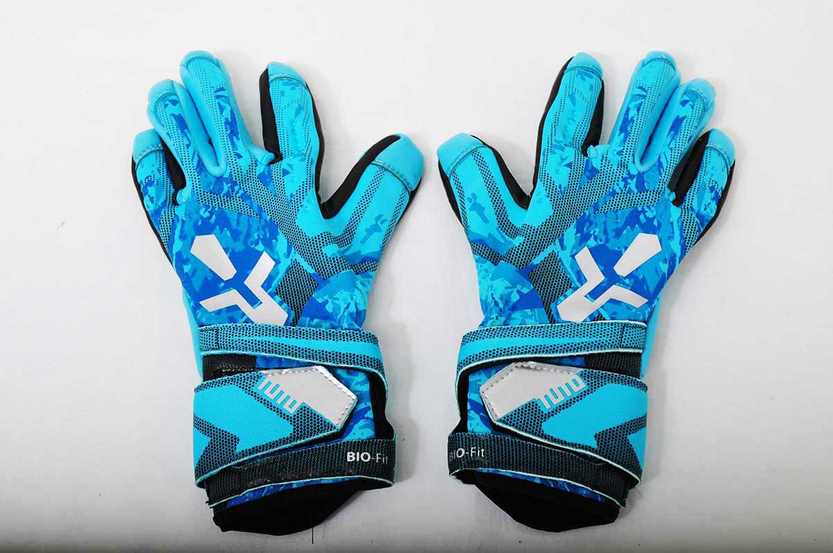 Goalkeeper gloves TUTO SECUTOR AQUA SHIELD