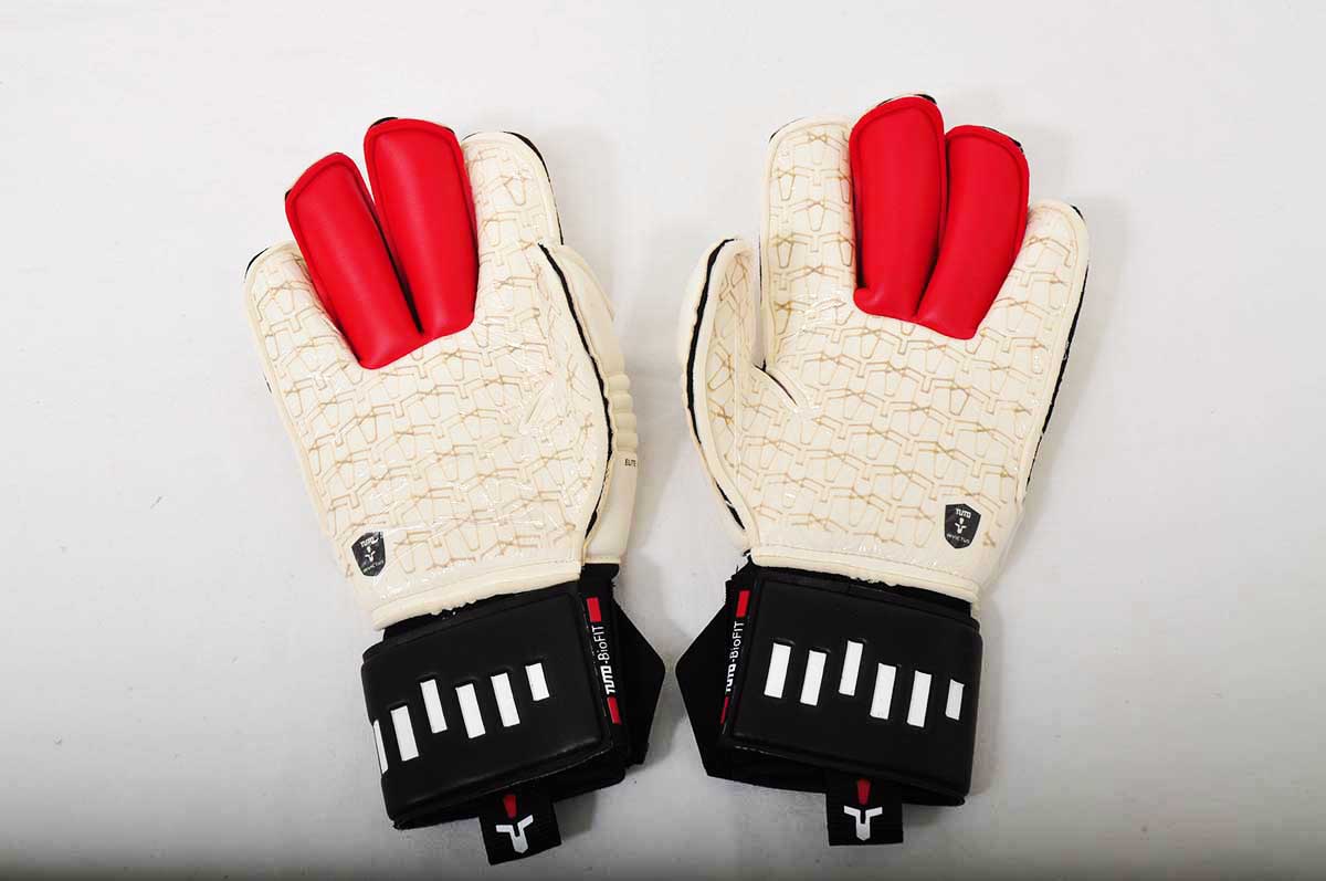 Goalkeeper gloves TUTO MAXIMUS ELITE RF