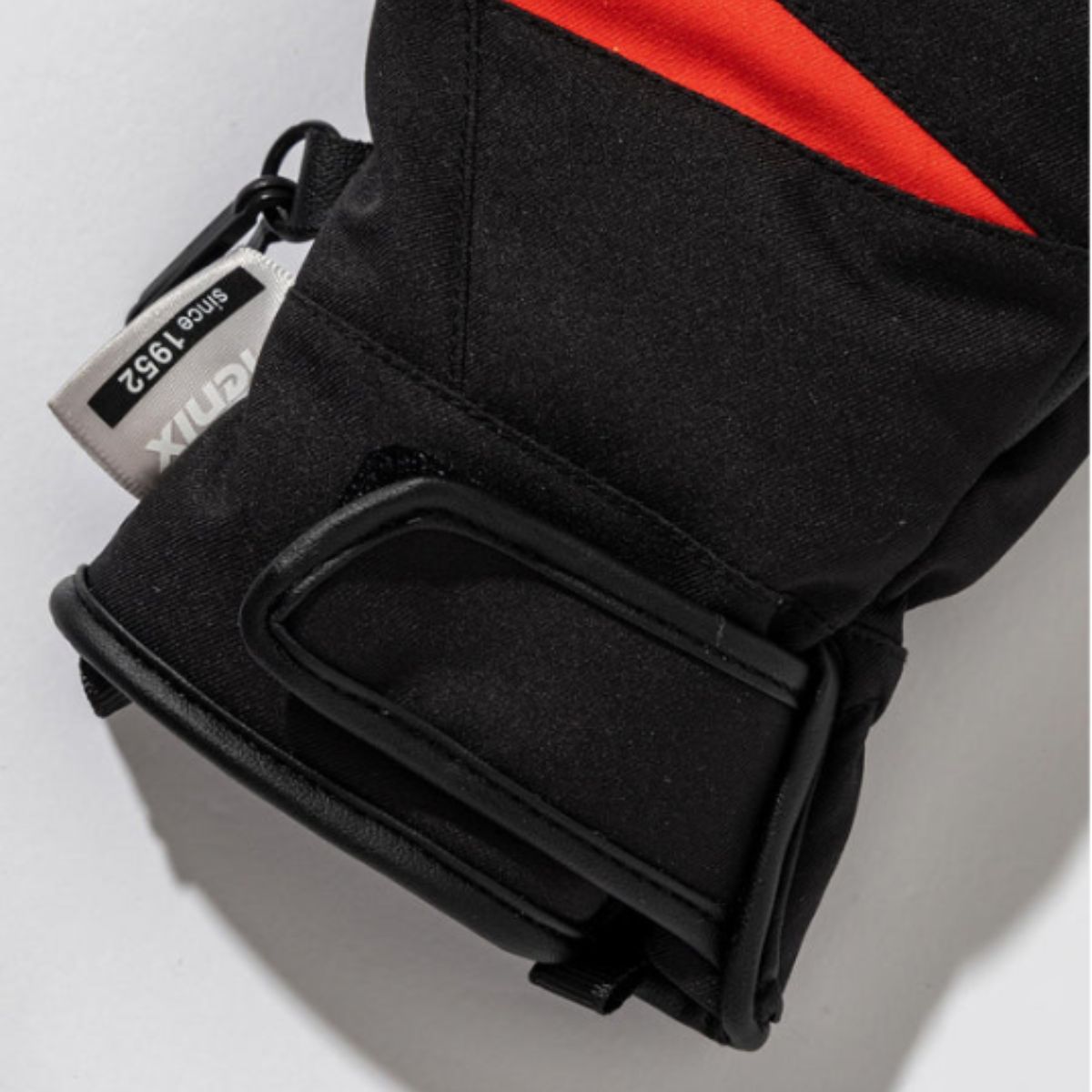 トライアングルモチーフグローブ phenixスキーウェア 25AW