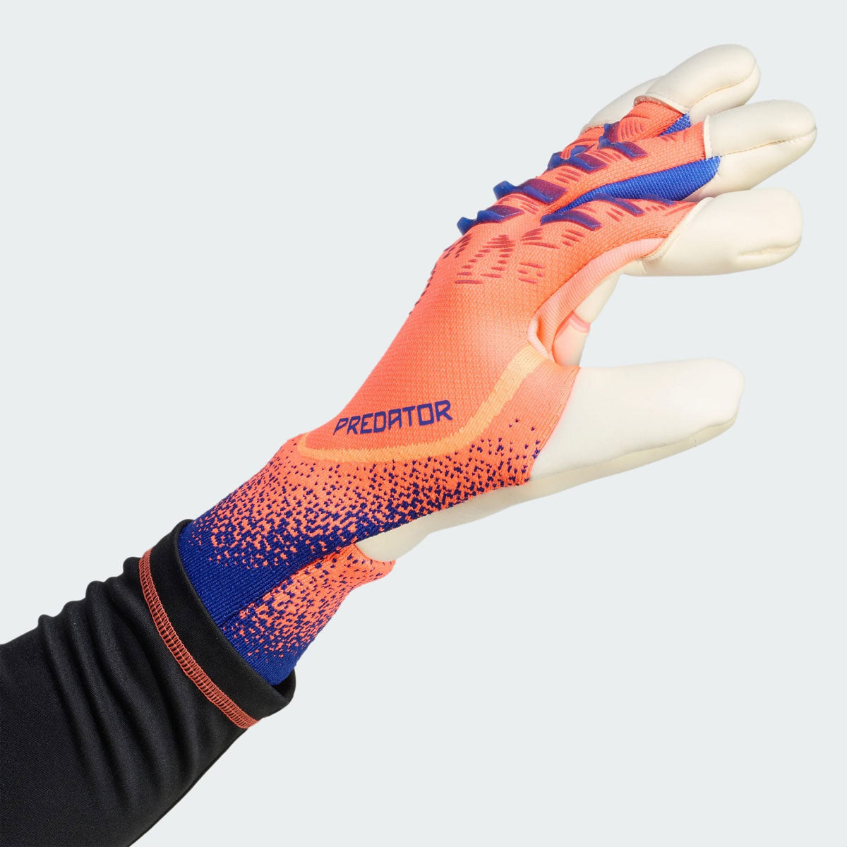 プレデター Pro ハイブリッド ゴールキーパーグローブ サッカー GKグラブ