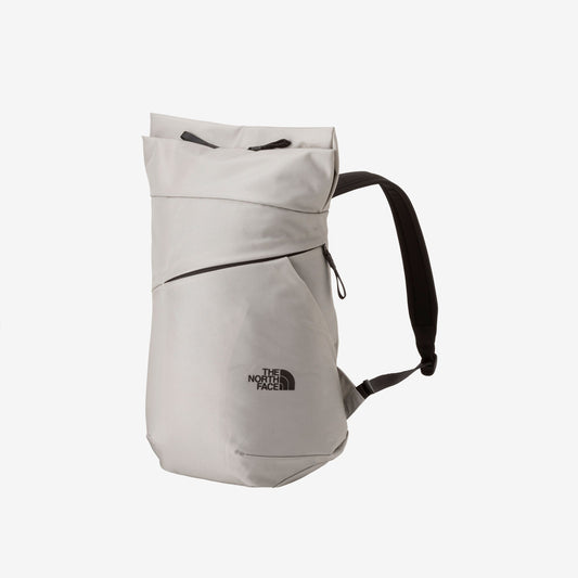 ピレネーバックパック リュック カジュアル アウトドア ビジネス 旅行 収納