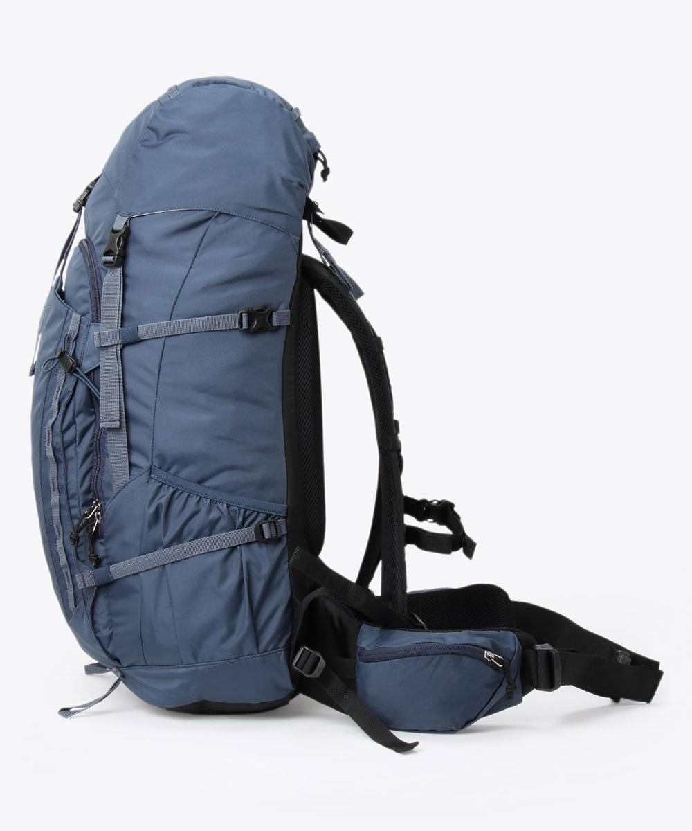 ワイルドウッド 35L バックパック リュック アウトドア ハイキング 登山 多機能