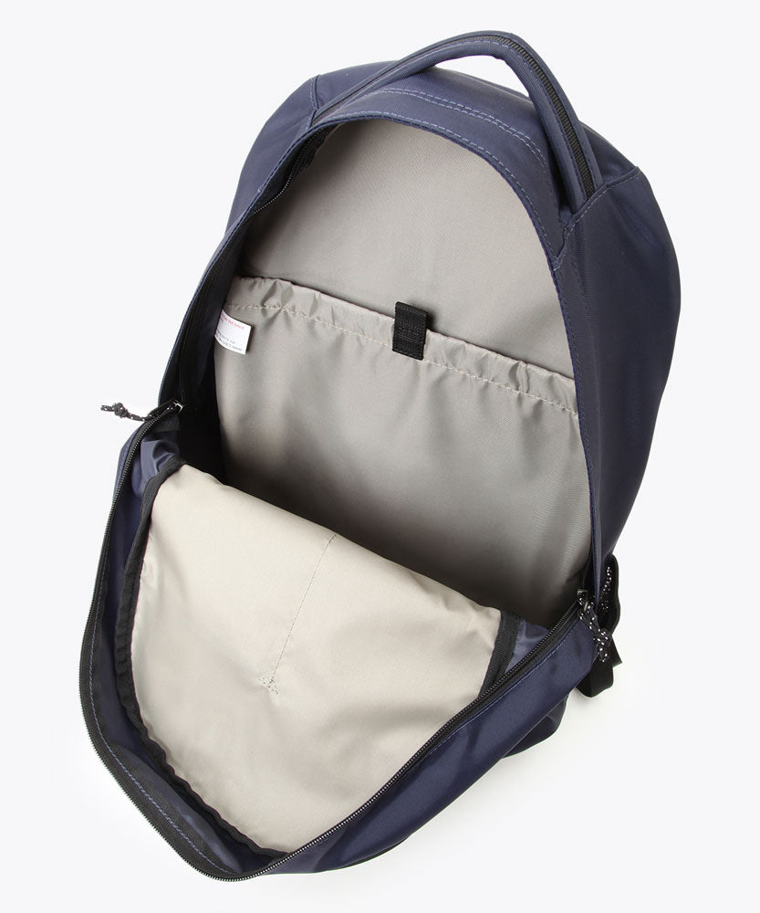 パナシーア30Lバックパック リュック 旅行 出張 通勤 通学 シンプル アウトドア