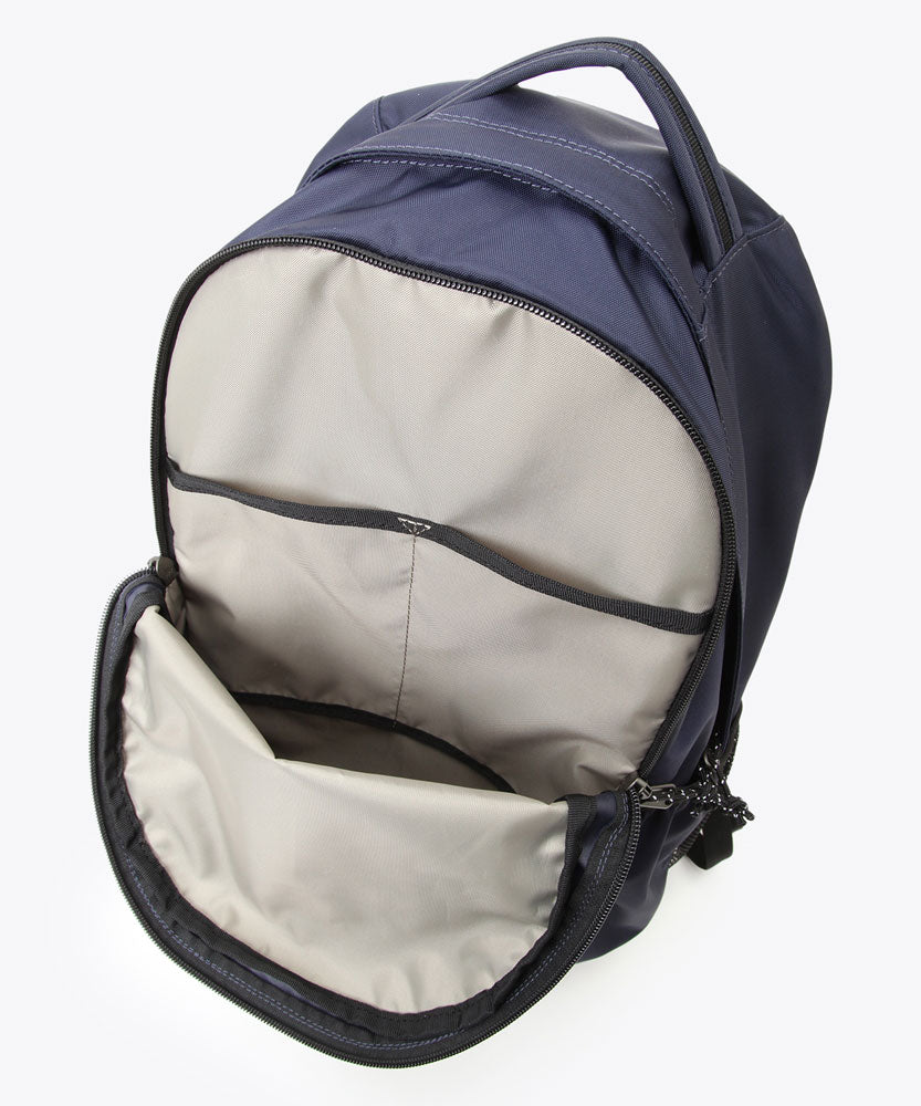 パナシーア30Lバックパック リュック 旅行 出張 通勤 通学 シンプル アウトドア