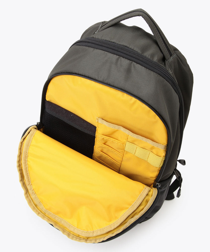 ペッパーロック23Lバックパック アウトドア 通勤 通学 リュック シンプル はっ水